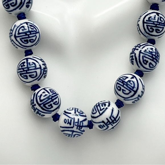 Vintage Chinese Blue White Longevity Porcelain Bead Necklace - Picture 2 of 11